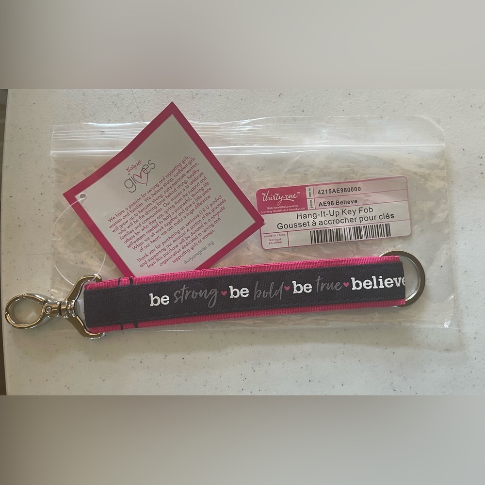 Thirty-One Hang-It-Up Key Fob